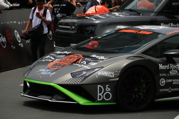 Wat zijn de voordelen van het upgraden naar een high-performance uitlaatsysteem?